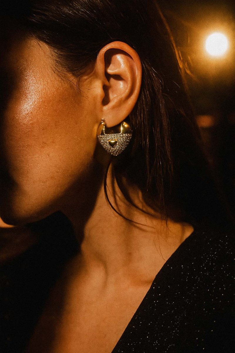 Amoré Pavé Heart Hoops - Gold Earrings - St geran