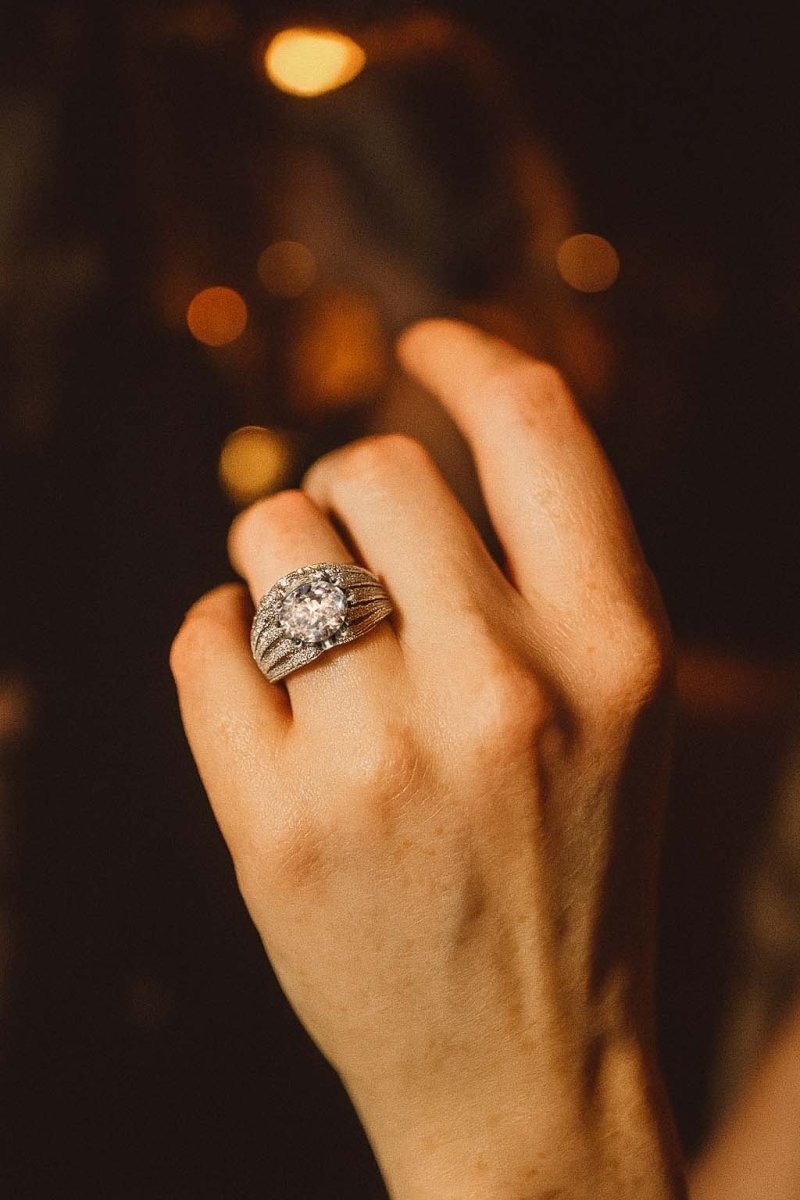 Bellisa Oval Crystal Cocktail Ring - Silver Plated - St geran