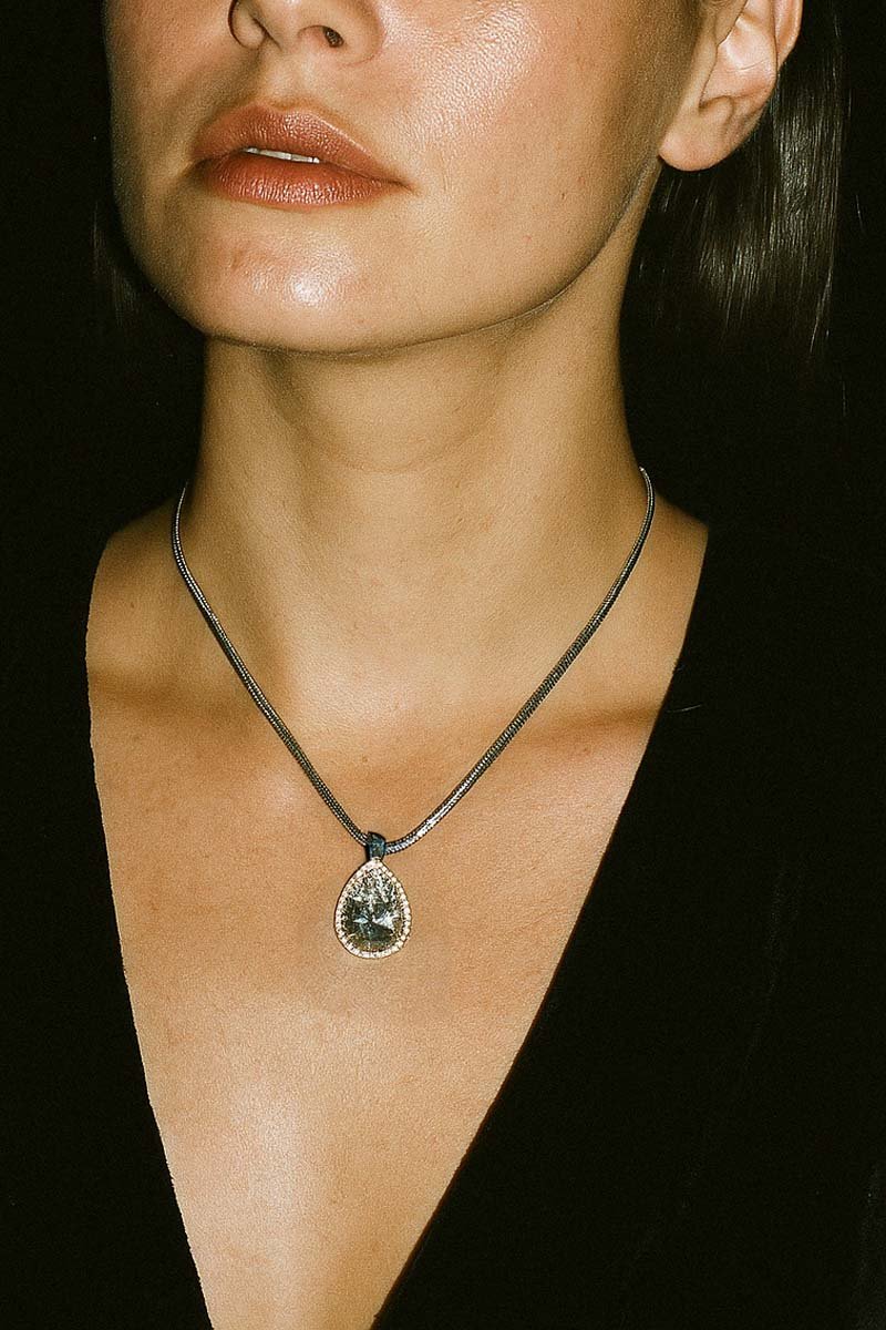 Crystal Teardrop Lariat Silver Necklace - St geran