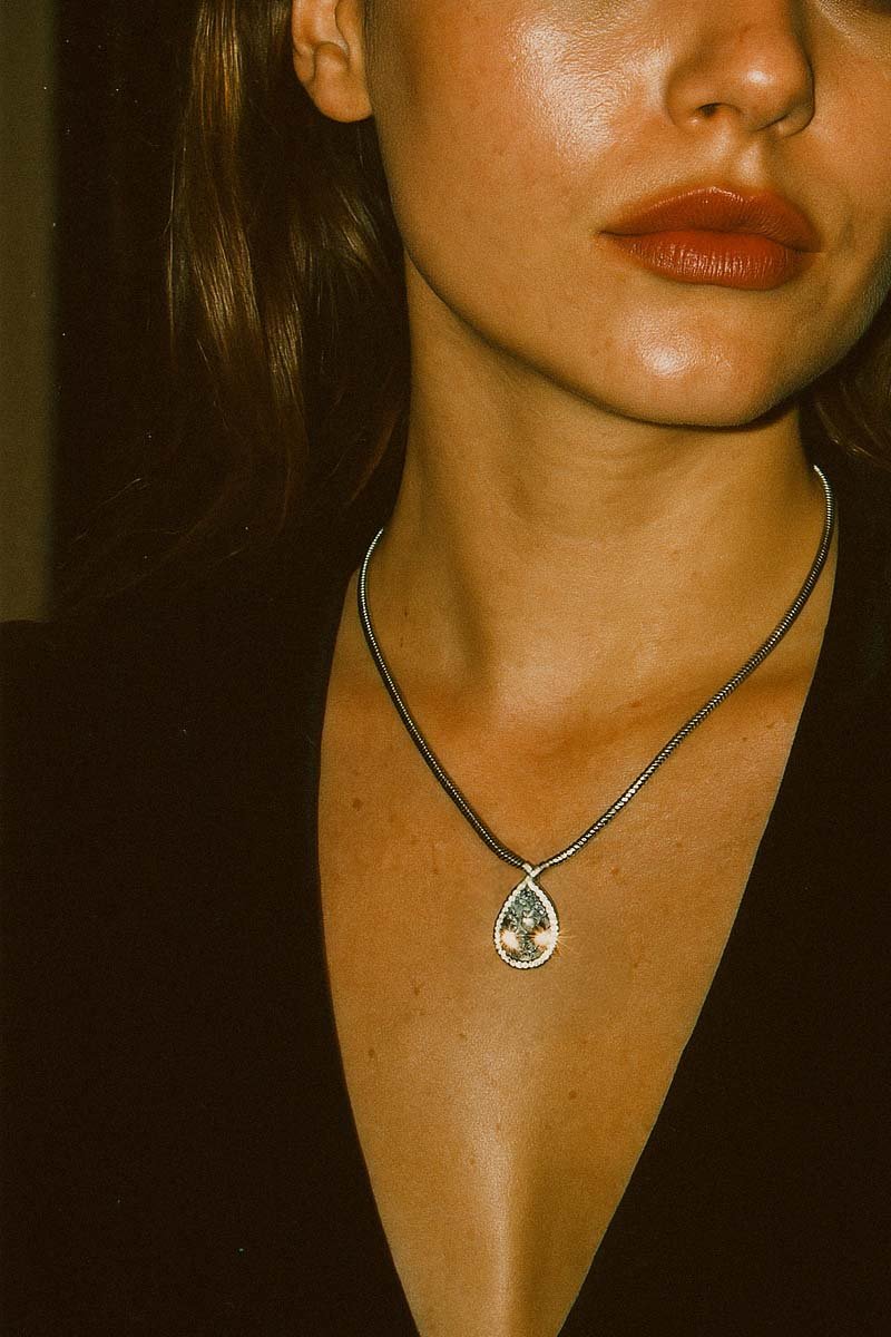 Crystal Teardrop Lariat Silver Necklace - St geran