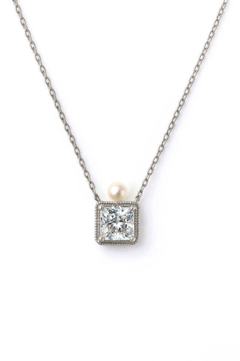Éclat Pearl Solitaire Silver Necklace - St geran