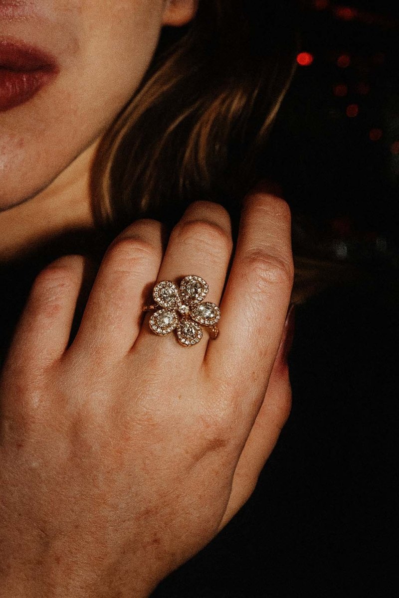 Floral stud Gold Ring | Statement Flower Gem Ring - St geran