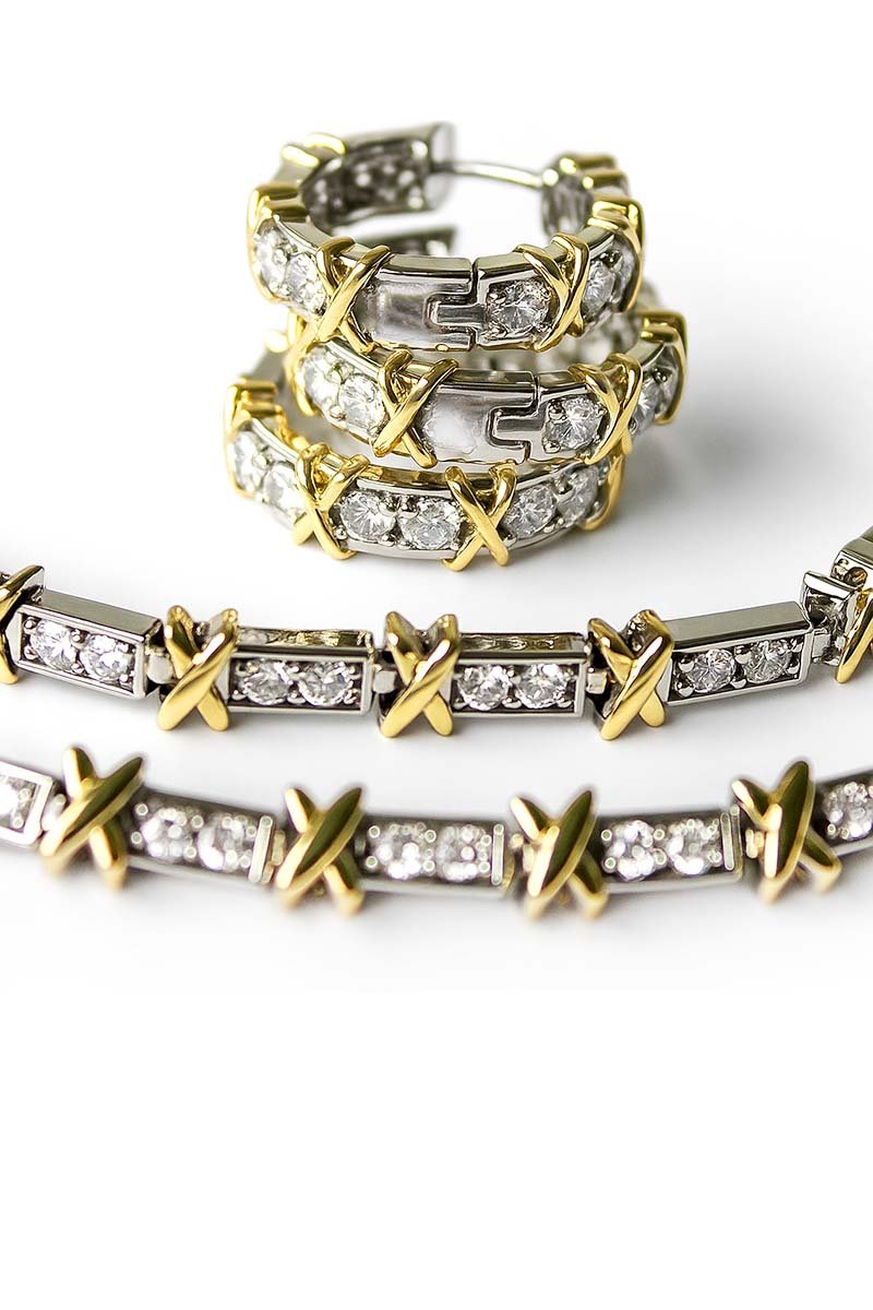 Genève Élégance 4 - Piece Luxe Gold an Silver Set - Ring - Bracelet - Earrings - Necklace - St geran