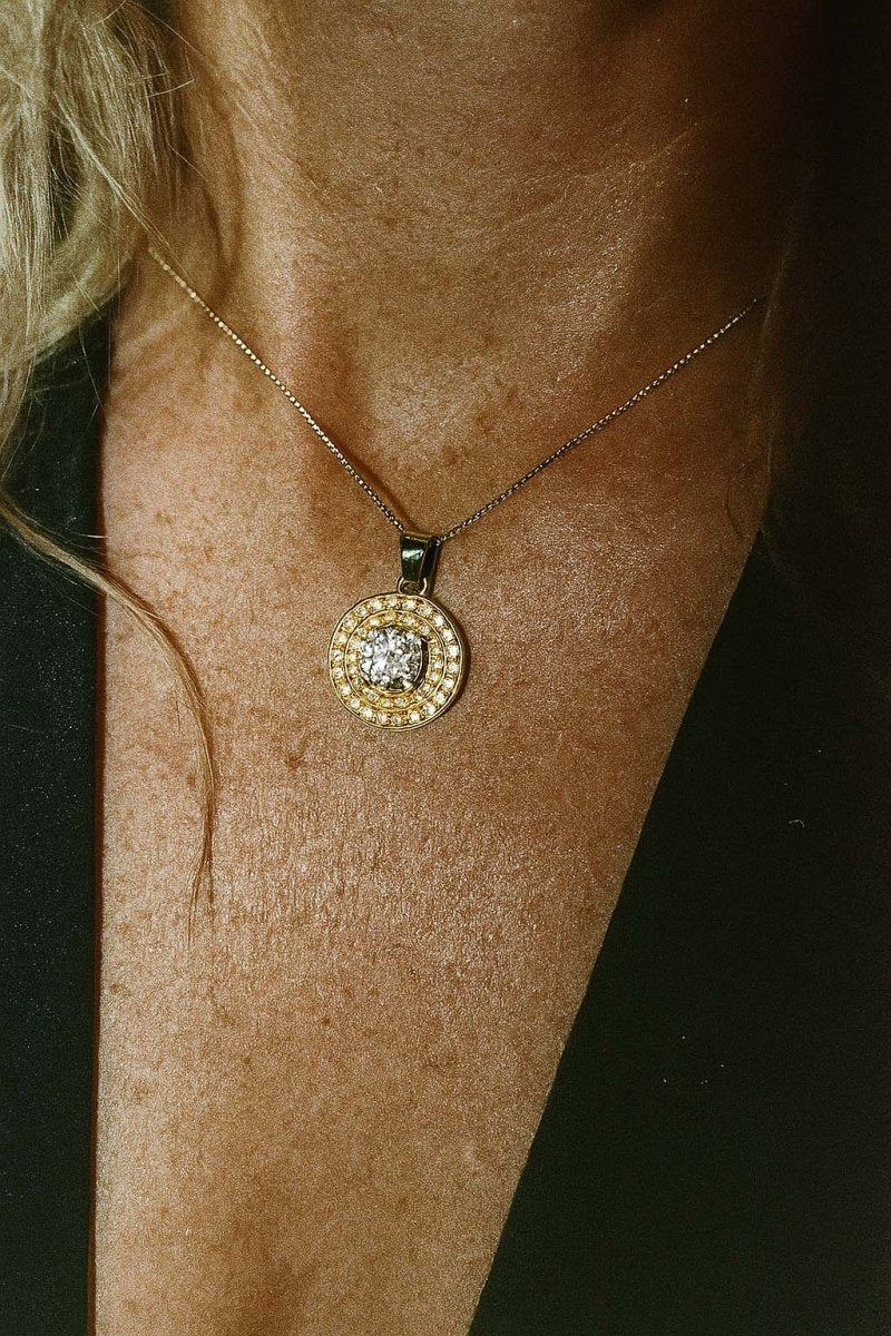 Gold Round Halo Pendant with Brilliant Center Stone – Double Row CZ Crystal Necklace Charm - St geran