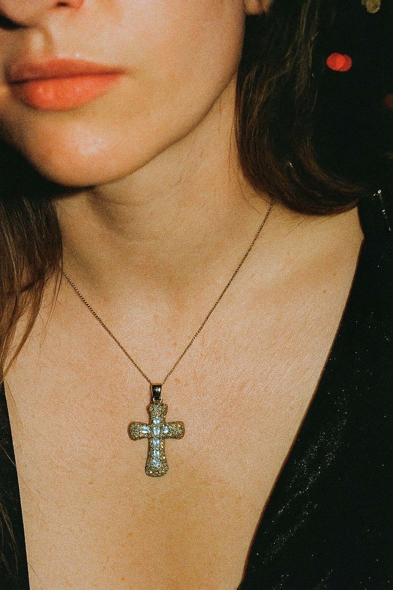 Golden Blessing Cross Pendant - 18k Gold Plated - St geran