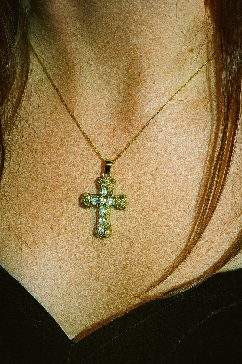 Golden Blessing Cross Pendant - 18k Gold Plated - St geran