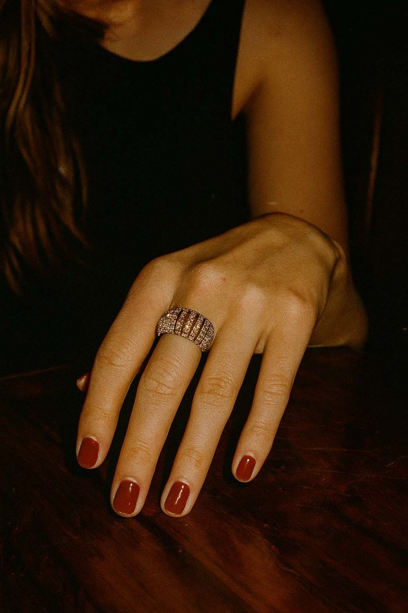 Lumière Cascade Classic Silver Tennis Ring - Timeless Elegance - St geran