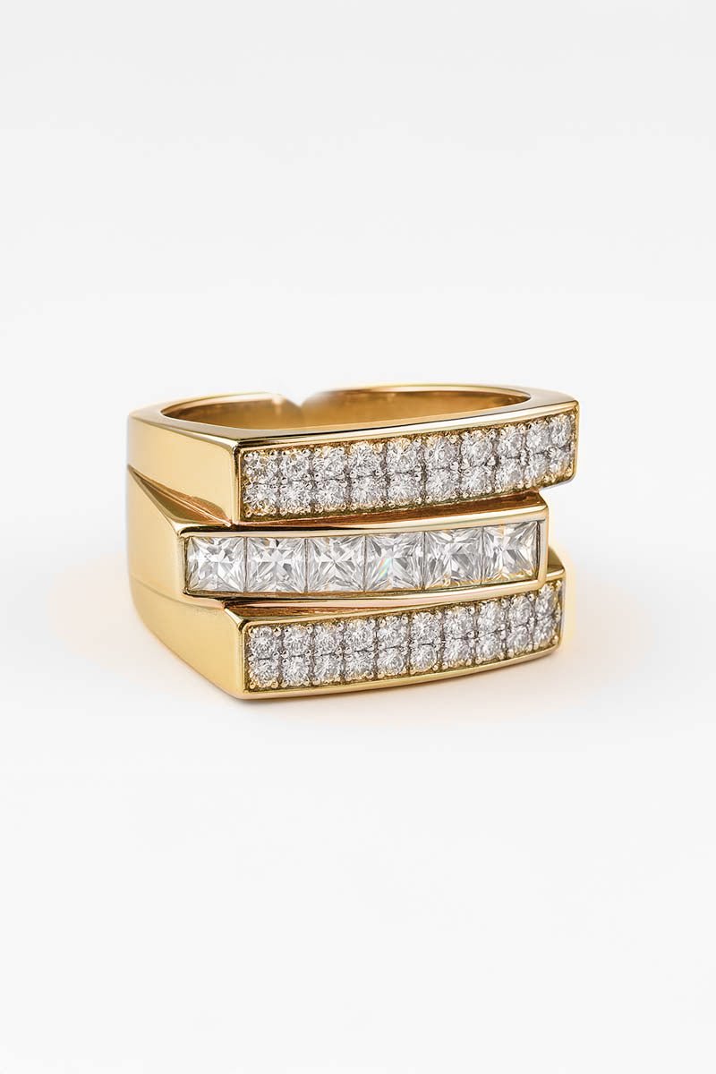 Lustra Trois Radiance Gold Ring Cubic Zirconia - St geran