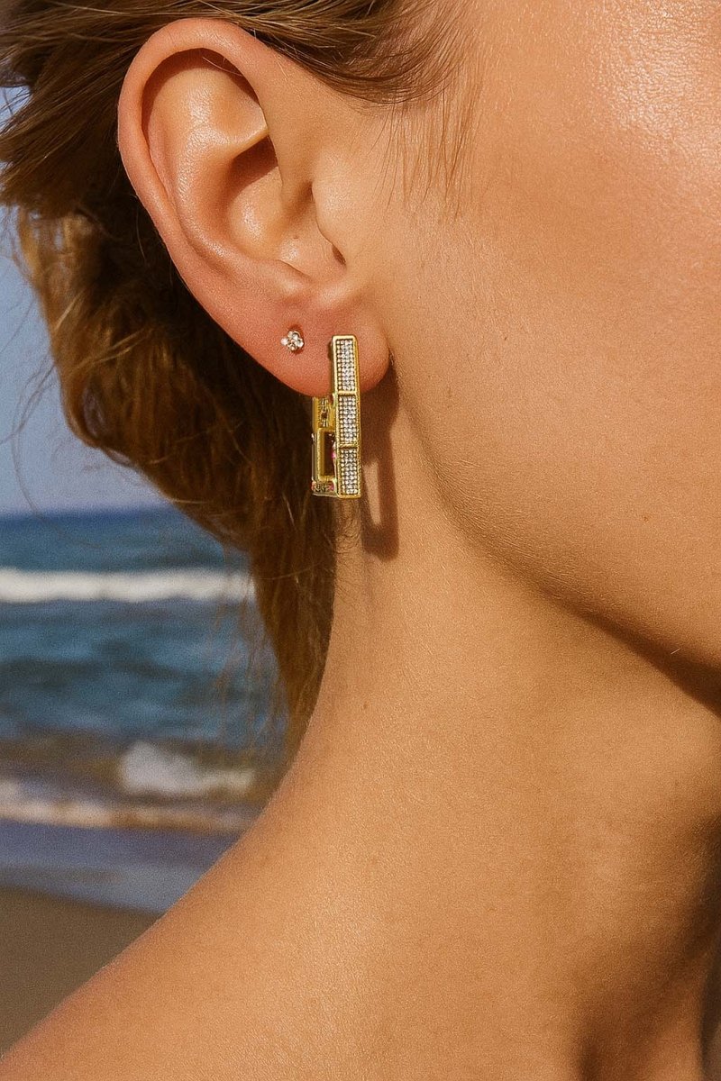 Nova Orbit Gold Hoop Earrings - 18k Gold Plated with CZ - St geran