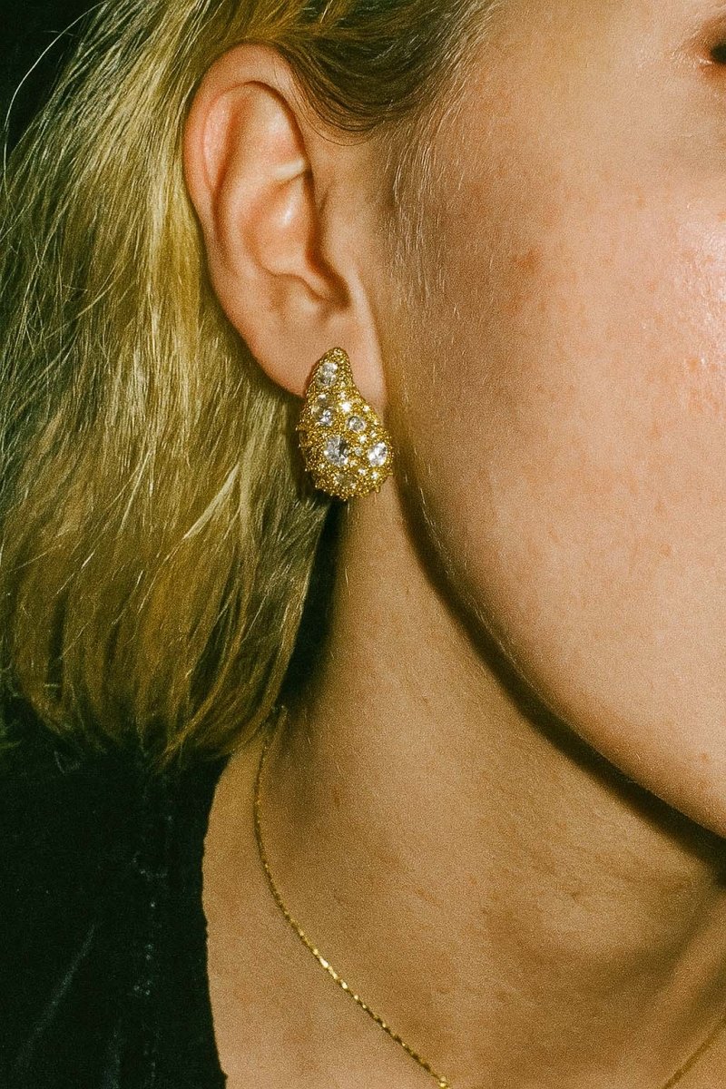 Raindrop Cluster Studs – Gold - St geran