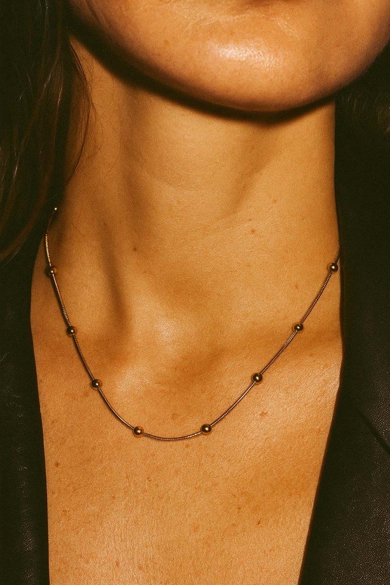 Soléa Bead Station Necklace - Gold Beaded - 5cm Extension - St geran