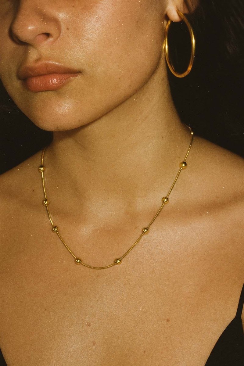 Soléa Bead Station Necklace - Gold Beaded - 5cm Extension - St geran