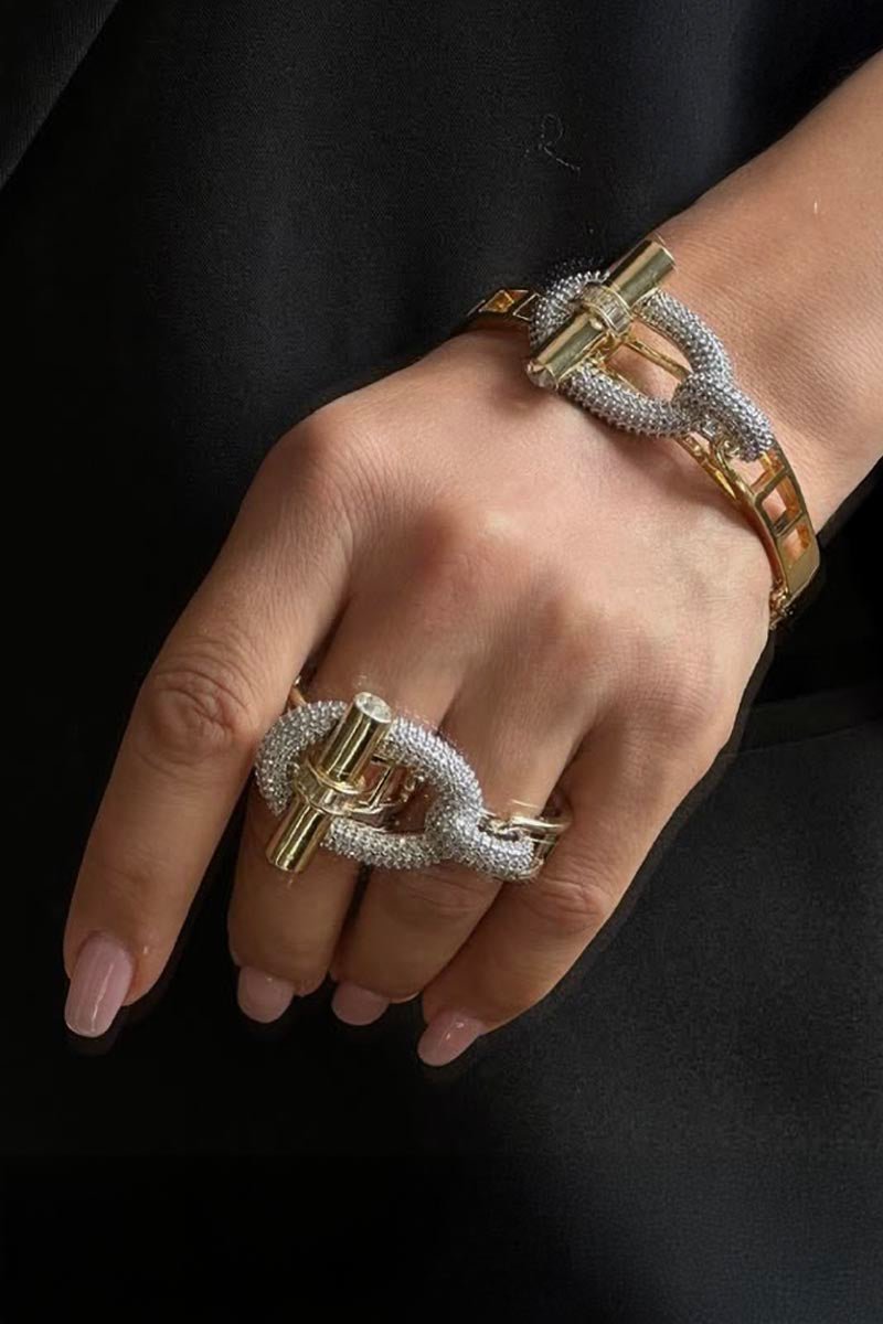 Toggle Circle Ring – Solstice Halo Vega Lock Ring - St geran