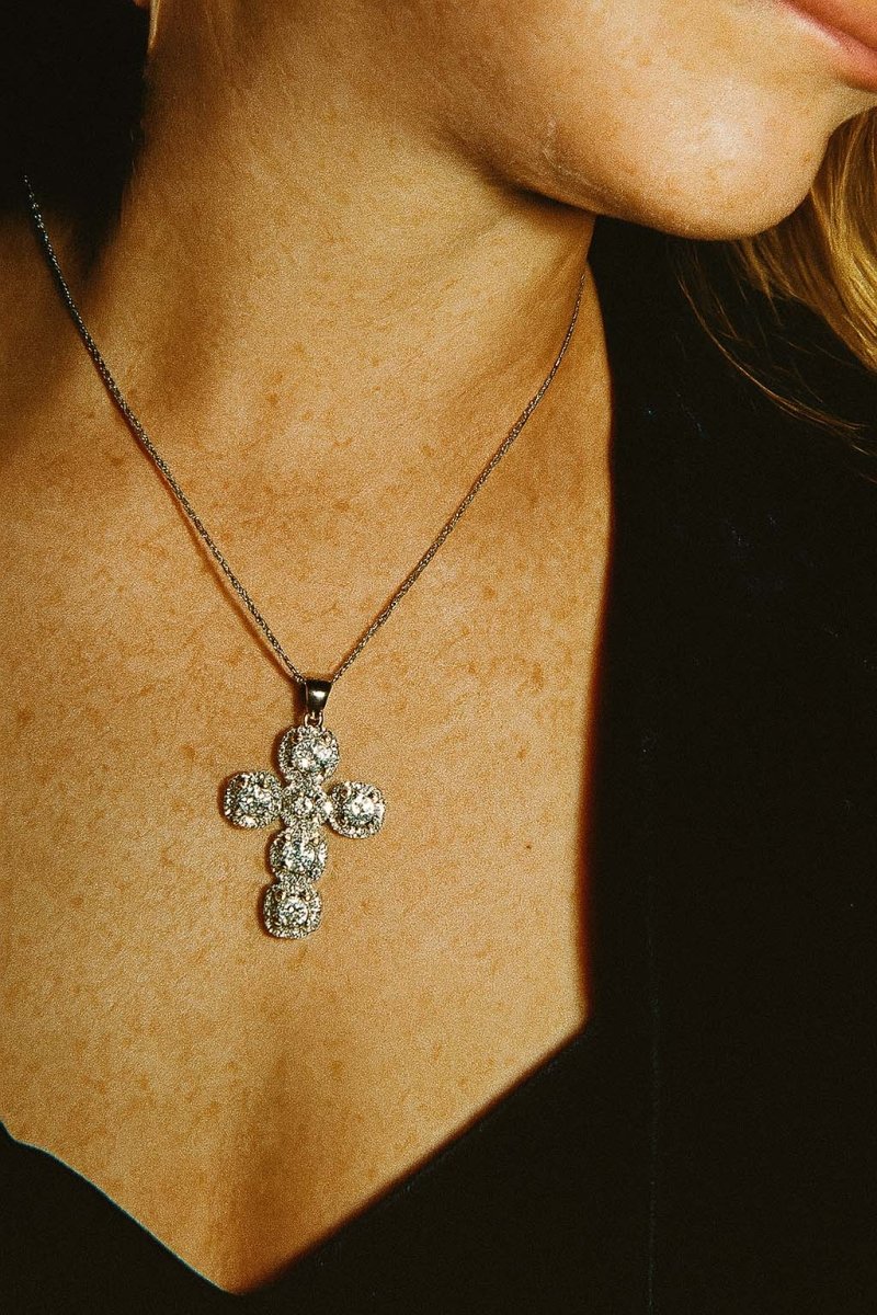 Zirconia Radiance Cross Pendant - Silver Plated - St geran