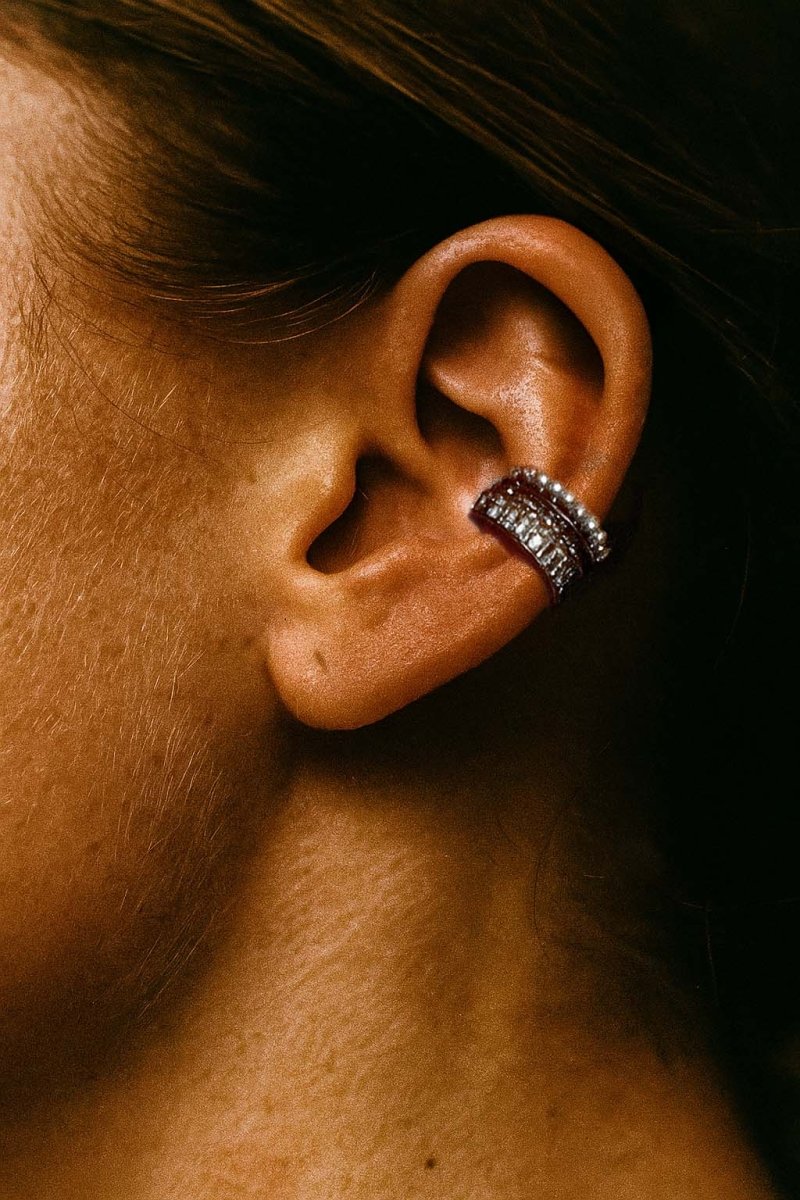 Beaded Baguette Silver Ear Cuff – Vienna Frost earring - Silver Plated - St geran