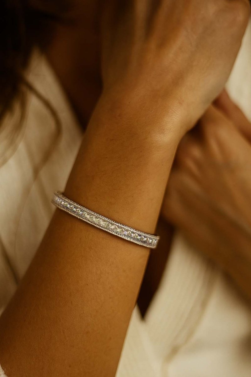 Chandrika Clestia Silver Bangle - St geran