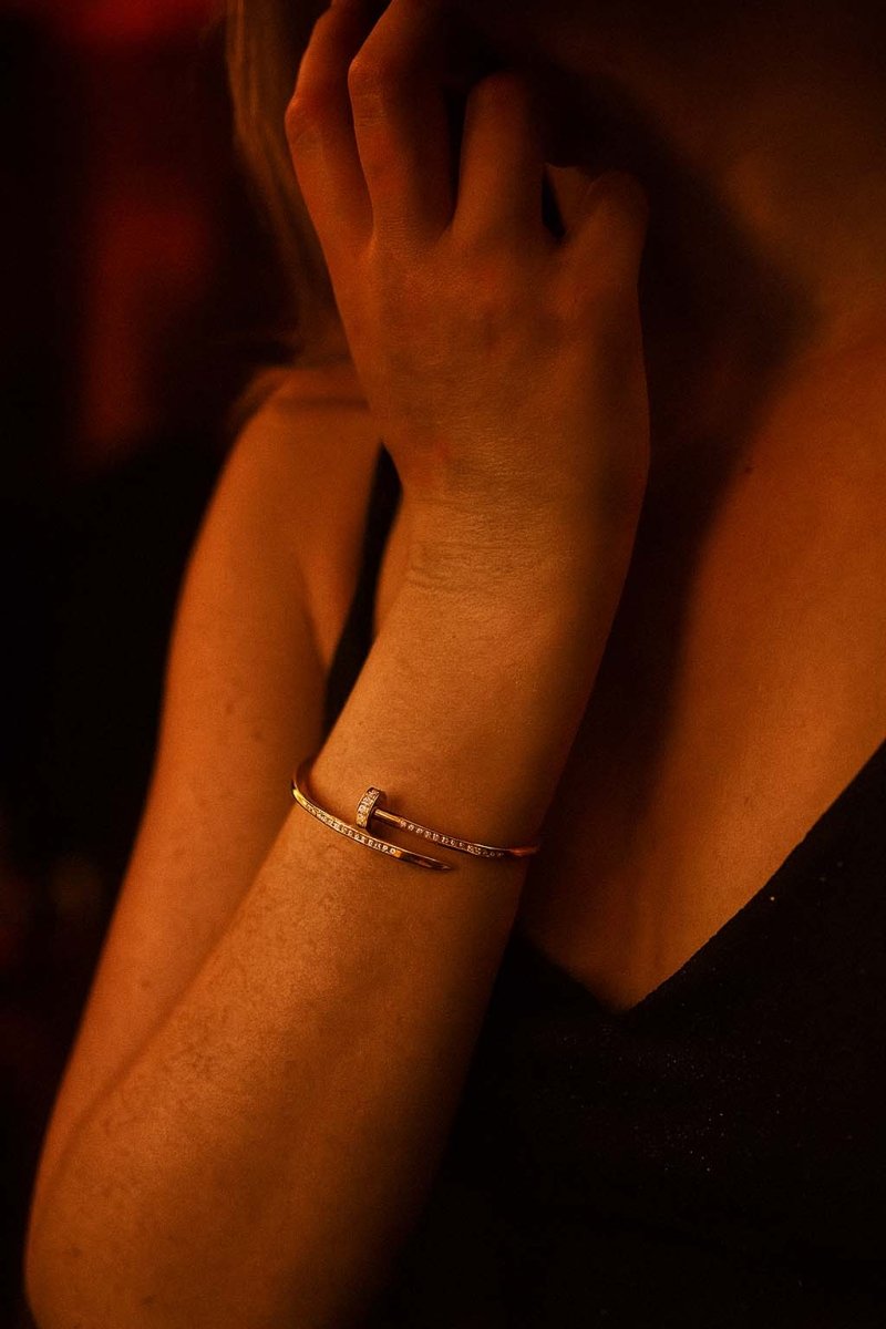 Dual Pavé and Gold Nail Bracelet – Clio Gold Pavé Twist Bangle - St geran