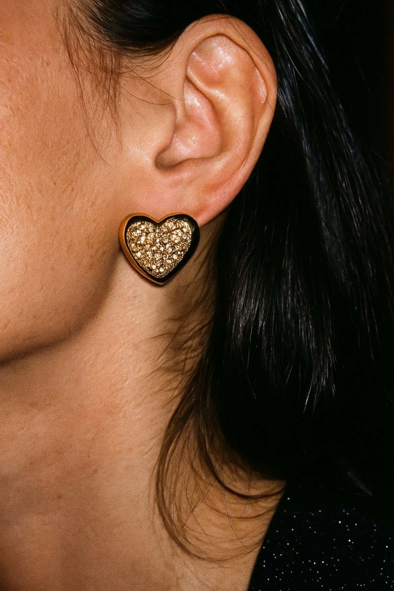 Gold Heart Pavé Studs – Amour Shine Studs - St geran