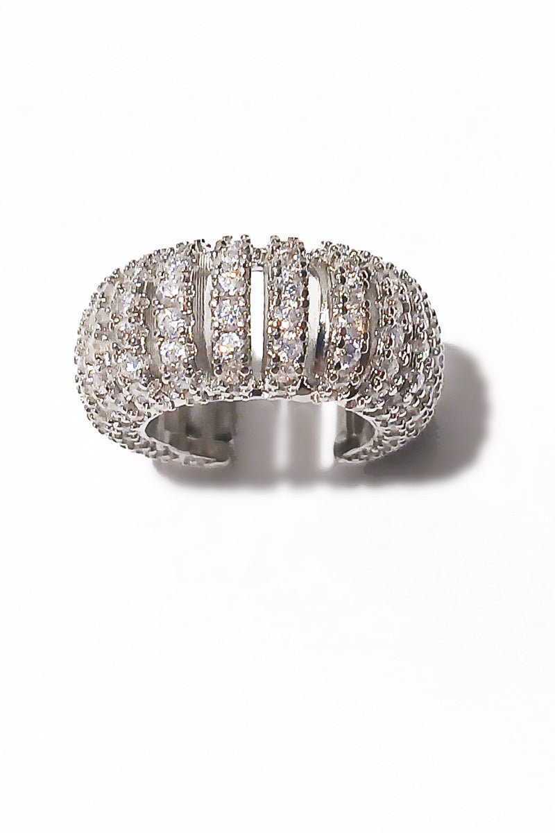 Lumière Cascade Classic Silver Tennis Ring - Timeless Elegance - St geran