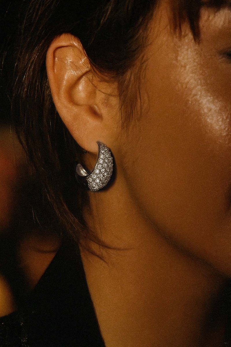 Lumière Teardrop Silver Earrings - St geran