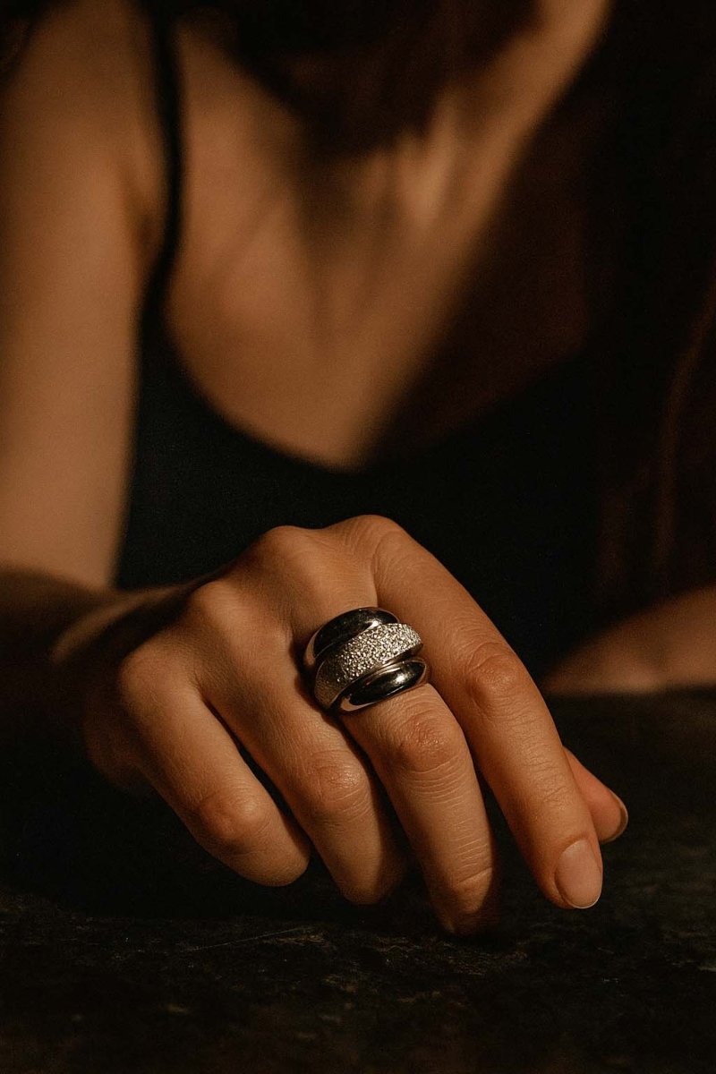 Lune d’Argent Pavé Ring - Silver Band - St geran