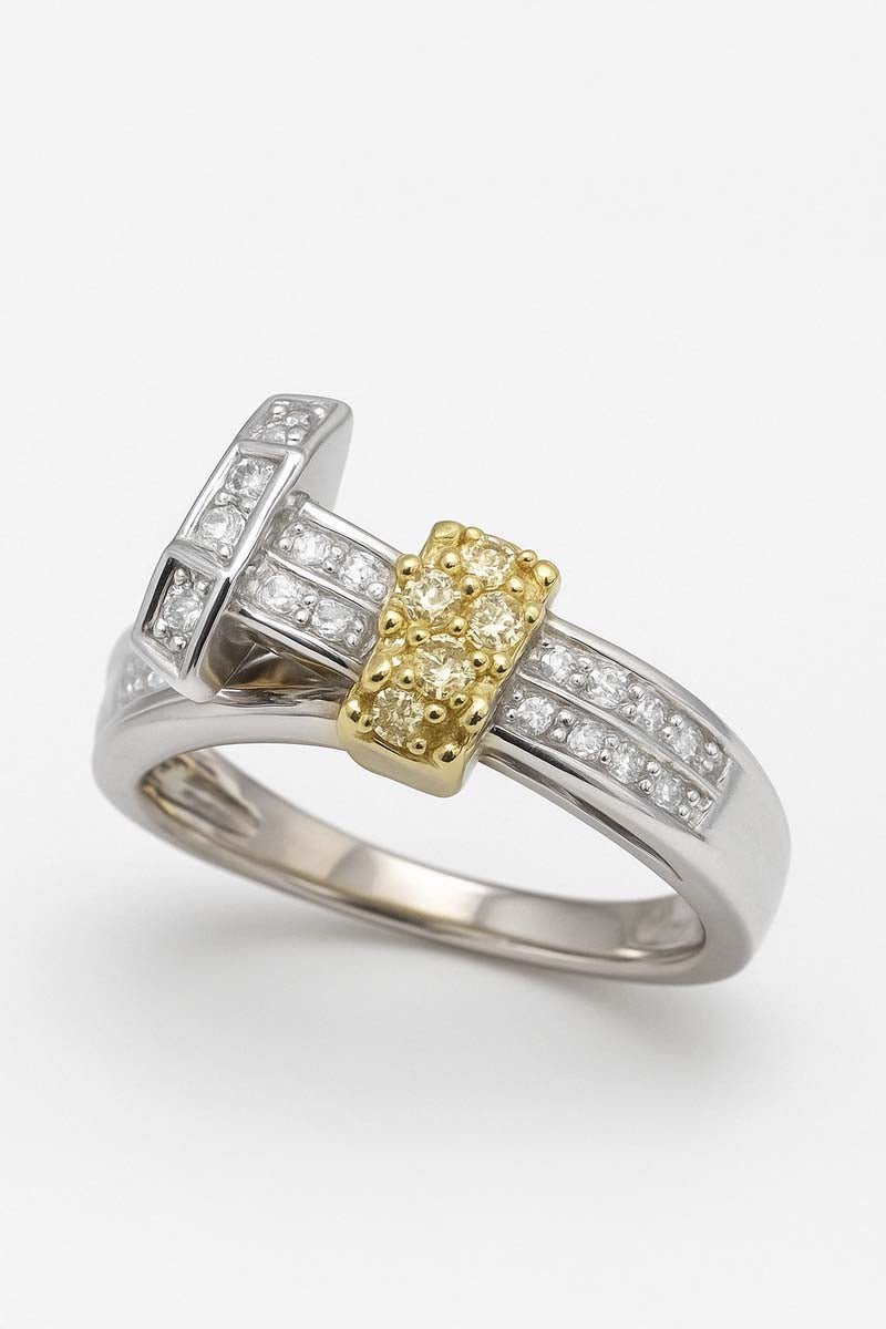 Vanguard Star - Studded Nail Ring - St geran